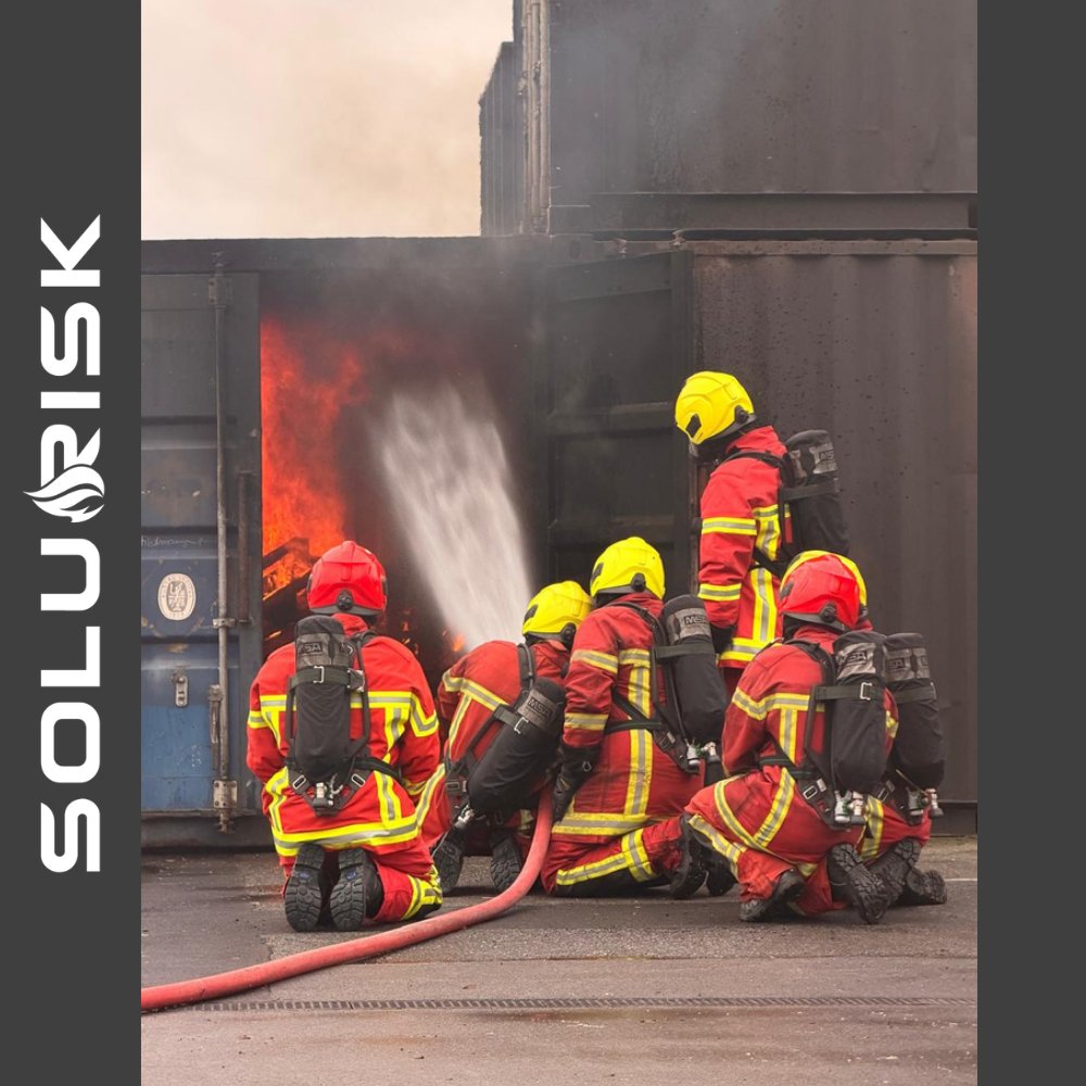 Feu de structure — backdraft phénomènes thermiques